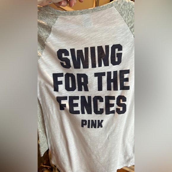 Detroit Tigers VS tee. - Picture 1 of 2